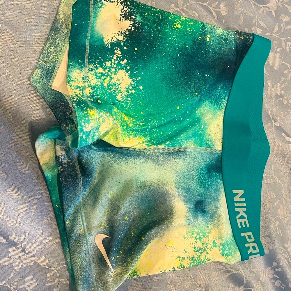 Nike Pro 3” shorts In teal and yellow. Size medium.